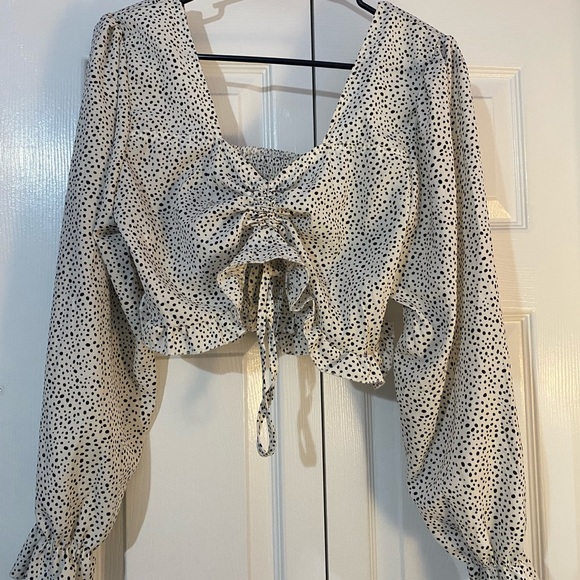 Spotted crop top